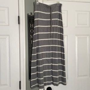 Eddie Bauer long Cotten skirt